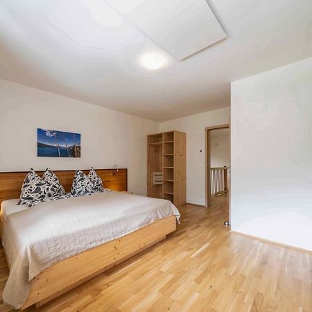 1Schoenes Ferienhaus Im Sonnigen Kaernten Döbriach Esterno foto